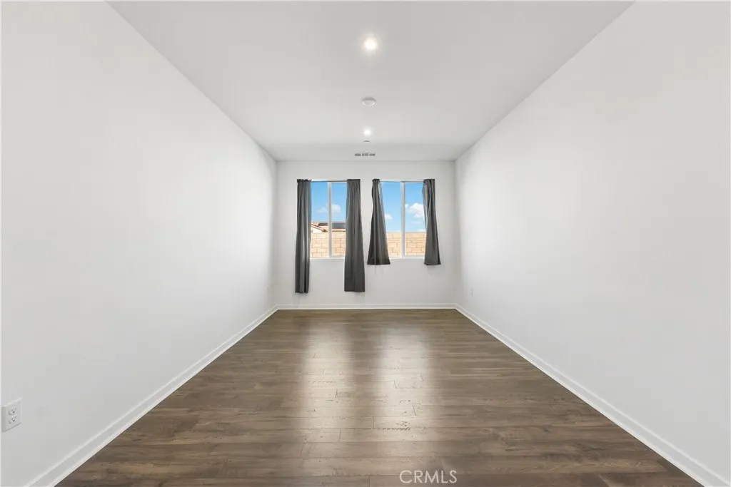 41846 Castello Lane Quartz Hill, CA 93536 - Photo 5 of 46