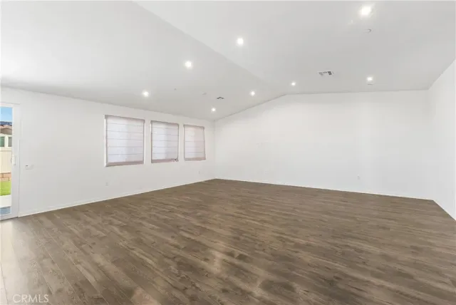 $3,700 | 41846 Castello Lane, Quartz Hill, CA 93536