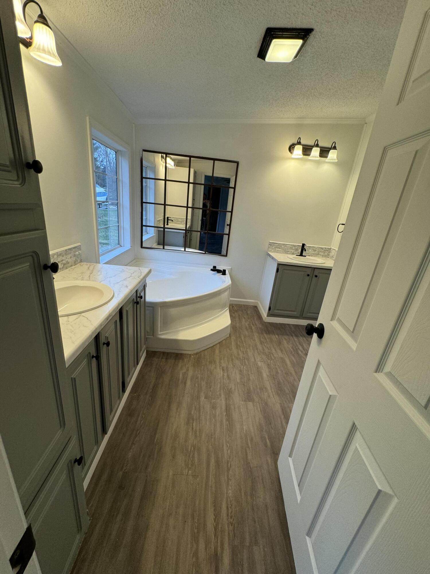 40 McDonald Road Wirtz, VA 24184 - Photo 13 of 26 Bathroom