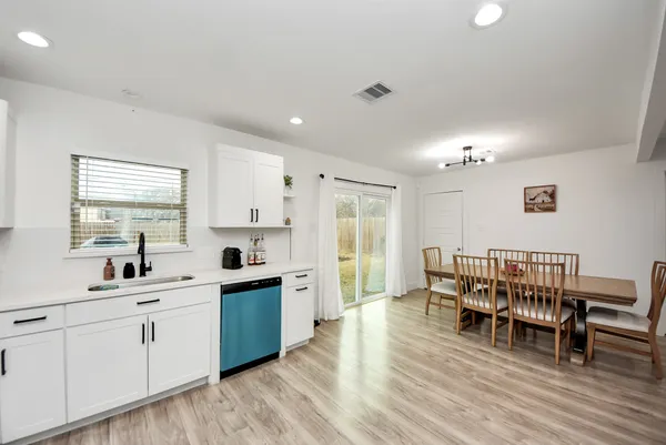 $244,500 | 1110 Johnson Street, Pasadena, TX 77506