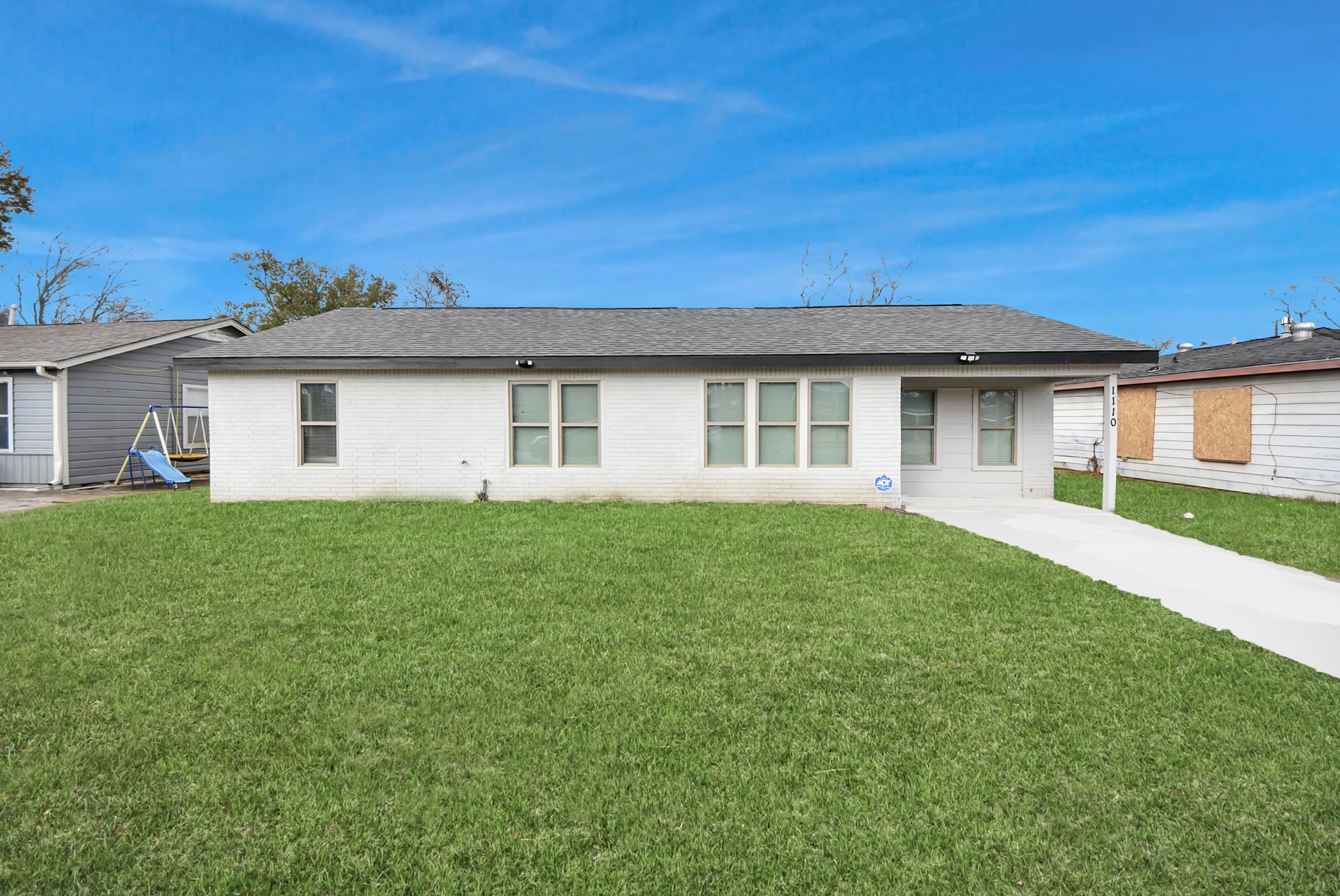 1110 Johnson Street Pasadena, TX 77506 - Photo 35 of 36 a view of an house with backyard space and garden