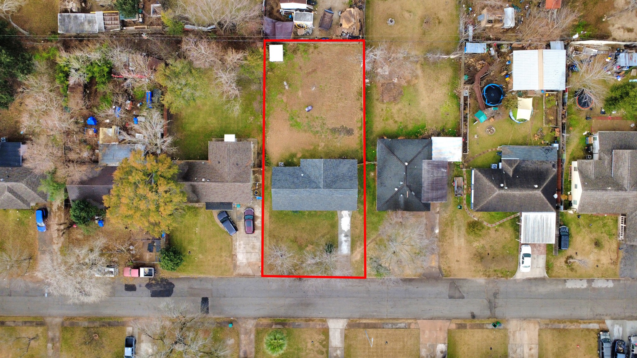1110 Johnson Street Pasadena, TX 77506 - Photo 5 of 36 an aerial view of residential houses with outdoor space