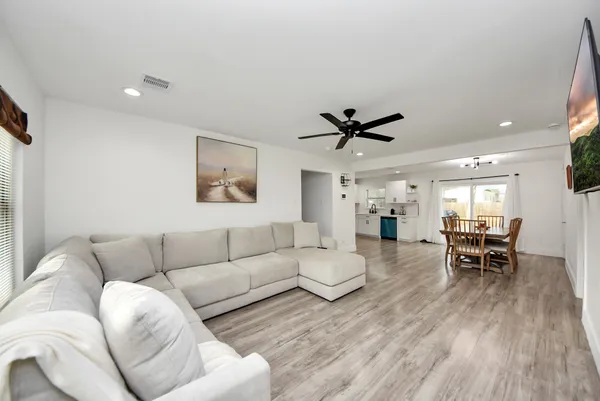 $244,500 | 1110 Johnson Street, Pasadena, TX 77506