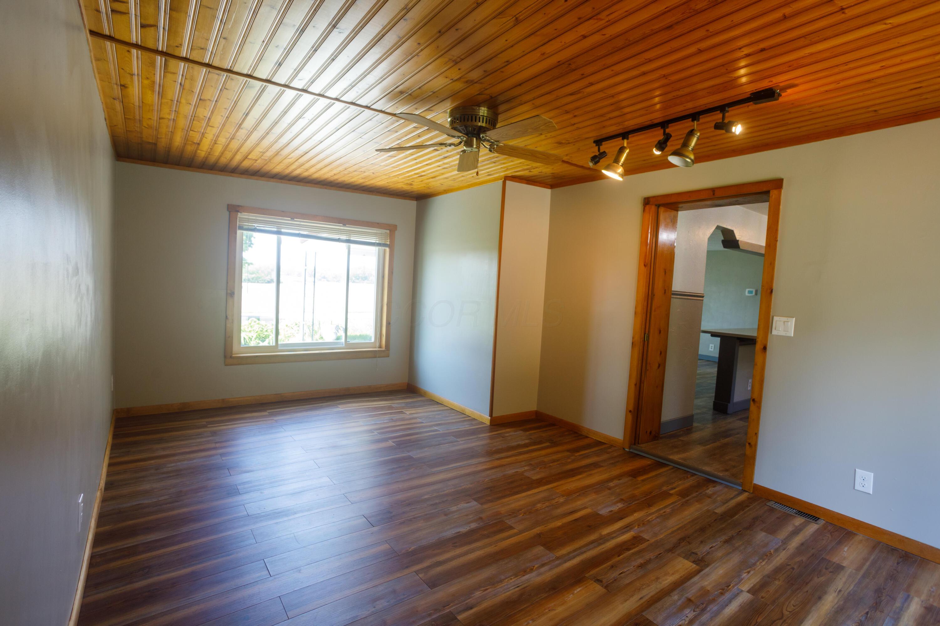 4008 Bosart Road Springfield, OH 45503 - Photo 16 of 27 WRE-4008Bosart--13