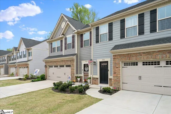 $319,900 | 532 Martin Crk Drive, Simpsonville, SC 29680