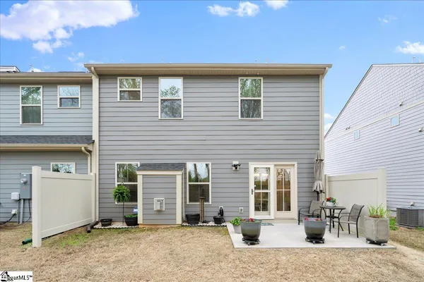 $319,900 | 532 Martin Crk Drive, Simpsonville, SC 29680
