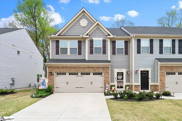 $319,900 | 532 Martin Crk Drive, Simpsonville, SC 29680