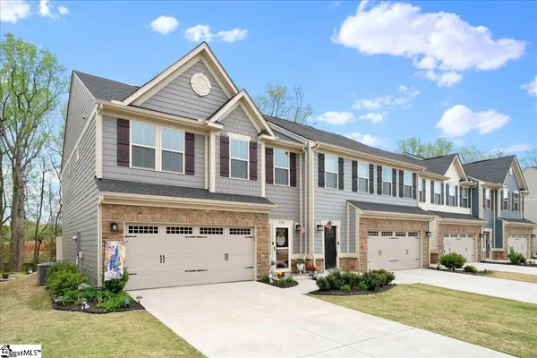 $319,900 | 532 Martin Crk Drive, Simpsonville, SC 29680