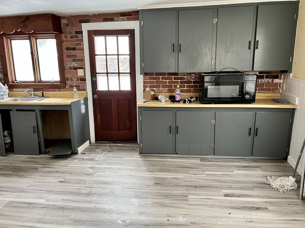 261 Main Street Groveland, MA 01834 - Photo 3 of 6
