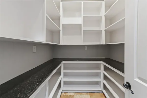 $499,900 | 3276 West Houston River Road, Sulphur, LA 70663