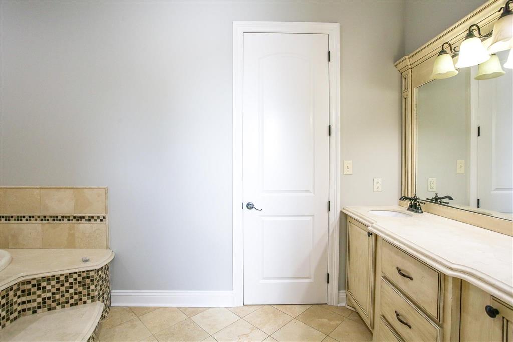 3276 West Houston River Road Sulphur, LA 70663 - Photo 13 of 32