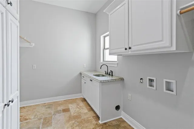 $599,000 | 3276 West Houston River Road, Sulphur, LA 70663