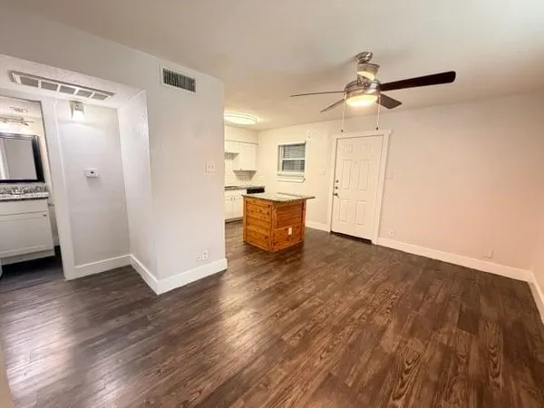 $1,100 | 5928 Fletcher Avenue, Unit 23, Fort Worth, TX 76107