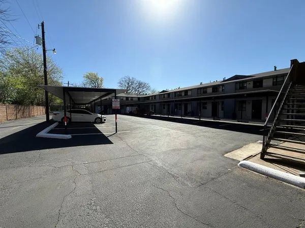 $1,100 | 5928 Fletcher Avenue, Unit 23, Fort Worth, TX 76107