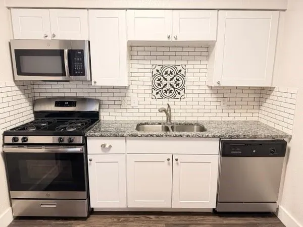 $1,100 | 5928 Fletcher Avenue, Unit 23, Fort Worth, TX 76107