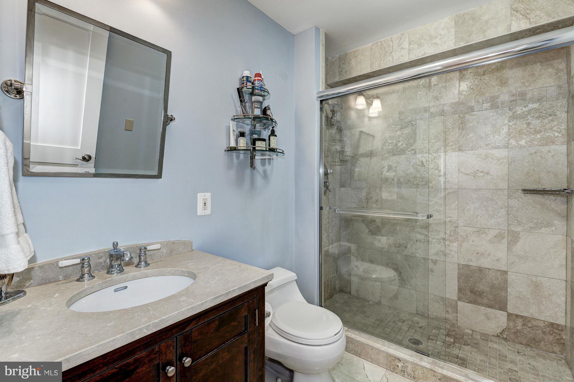 1411 N Street Northwest, Unit 2 Washington, DC 20005 - Photo 17 of 20 Bath (Master)