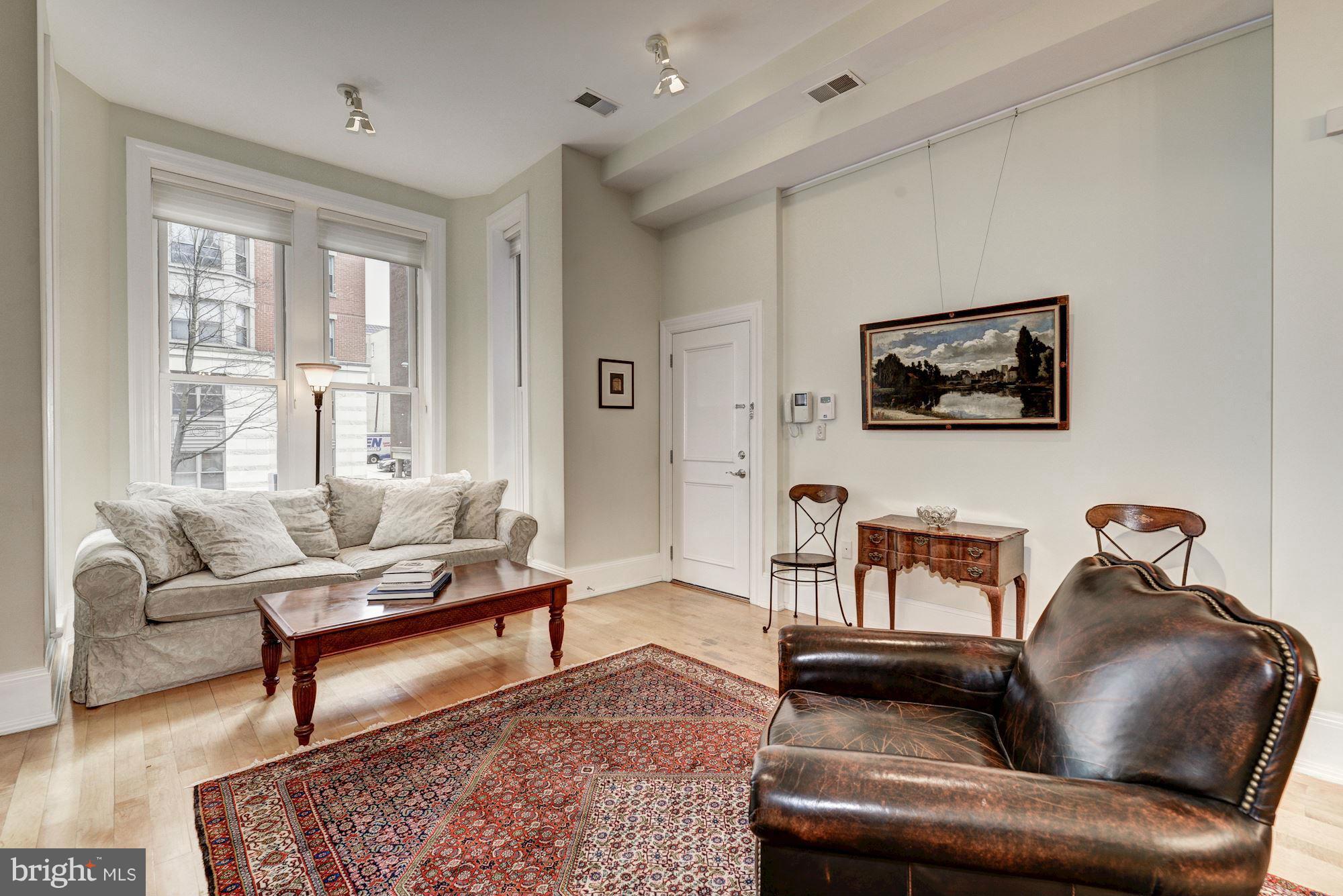 1411 N Street Northwest, Unit 2 Washington, DC 20005 - Photo 2 of 20 Living Room