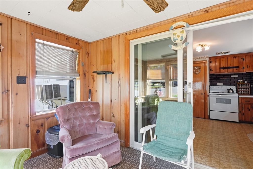 12 Cannon Rock Road Lynn, MA 01904 - Photo 17 of 42