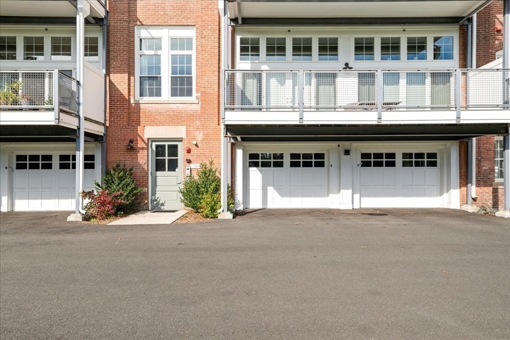 58 Main Street, Unit 3 Hatfield, MA 01038 - Photo 25 of 32