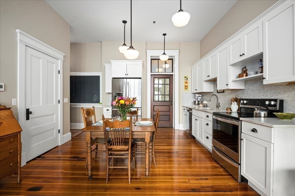 58 Main Street, Unit 3 Hatfield, MA 01038 - Photo 3 of 32