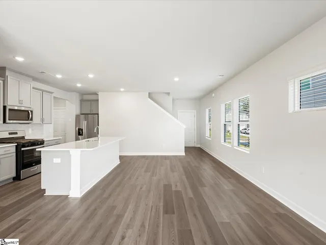 $311,900 | 120 Gardner Avenue, Gray Court, SC 29645