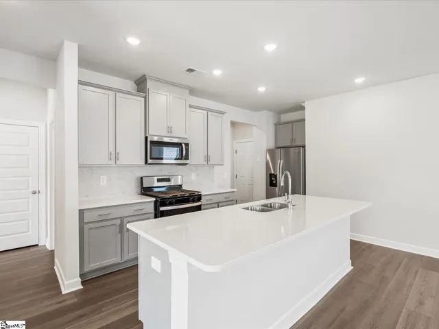 $311,900 | 120 Gardner Avenue, Gray Court, SC 29645