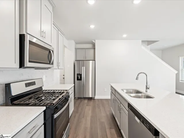 $311,900 | 120 Gardner Avenue, Gray Court, SC 29645