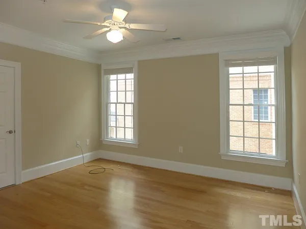 $3,295 | 413 West Barbee Chapel Road, Chapel Hill, NC 27517