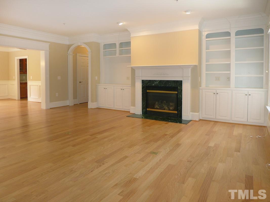 413 West Barbee Chapel Road Chapel Hill, NC 27517 - Photo 3 of 22 Photo #3