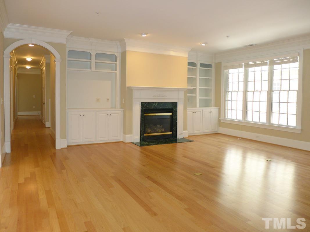 413 West Barbee Chapel Road Chapel Hill, NC 27517 - Photo 4 of 22 Photo #13