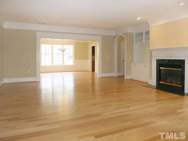 $3,295 | 413 West Barbee Chapel Road, Chapel Hill, NC 27517