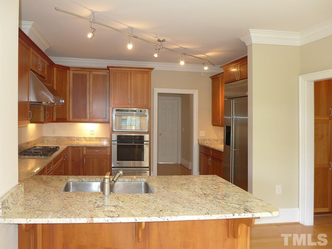 413 West Barbee Chapel Road Chapel Hill, NC 27517 - Photo 9 of 22 Photo #8