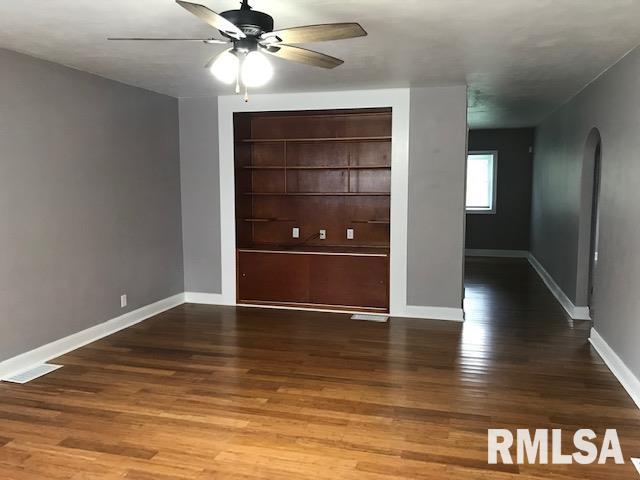 3325 South 4th Street Springfield, IL 62703 - Photo 3 of 23