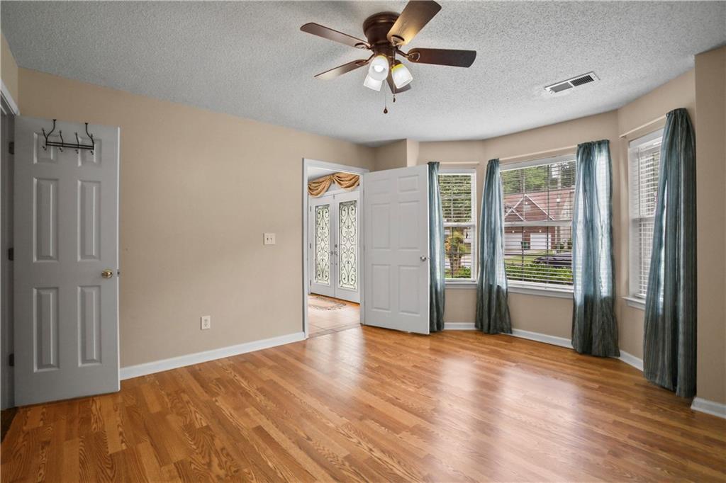 2224 Eagles Nest Circle Decatur, GA 30035 - Photo 4 of 35