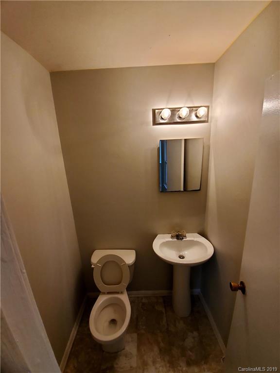 5300 Cinderella Road Charlotte, NC 28213 - Photo 12 of 23 Gallery Image 12