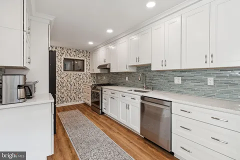 $895,000 | 429 Gaskill Street, Philadelphia, PA 19147