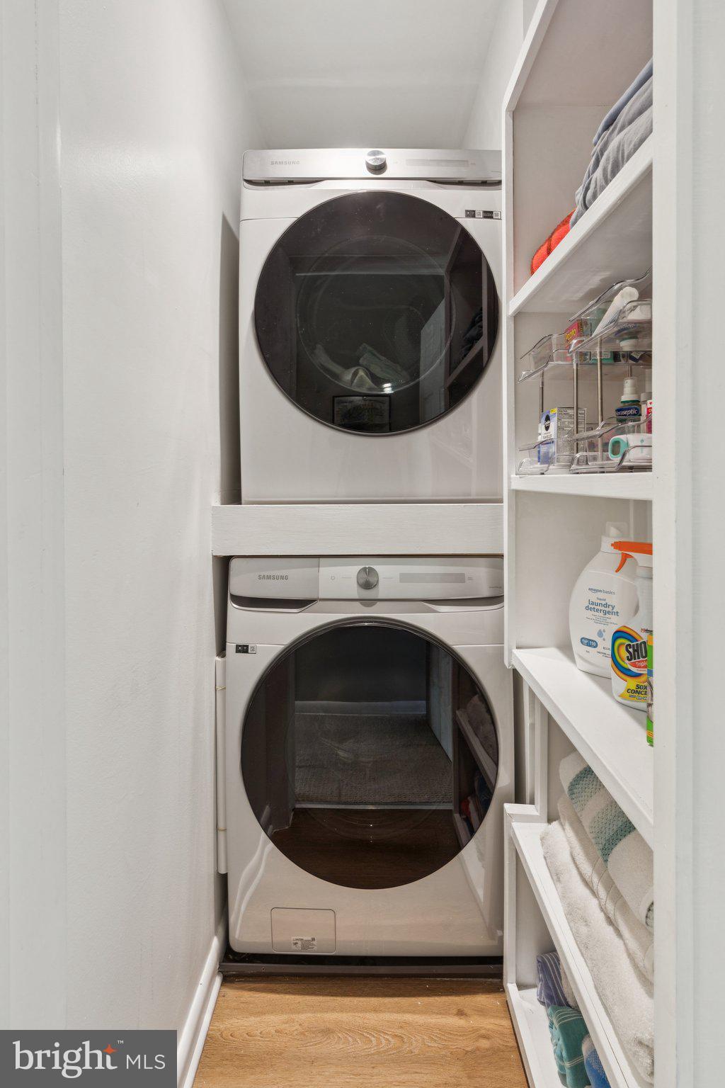 429 Gaskill Street Philadelphia, PA 19147 - Photo 46 of 63 a utility room with dryer and washer
