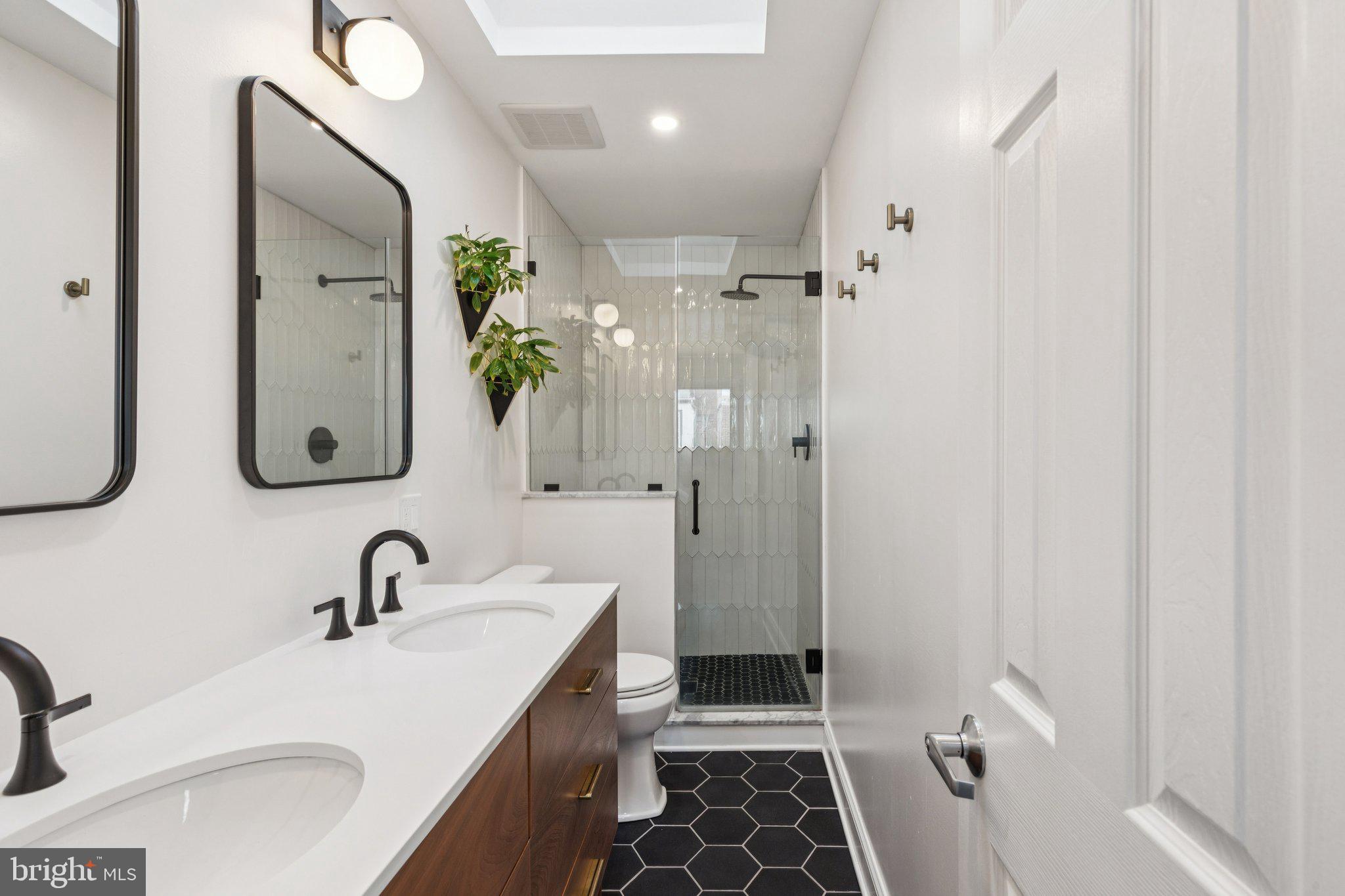 429 Gaskill Street Philadelphia, PA 19147 - Photo 53 of 63