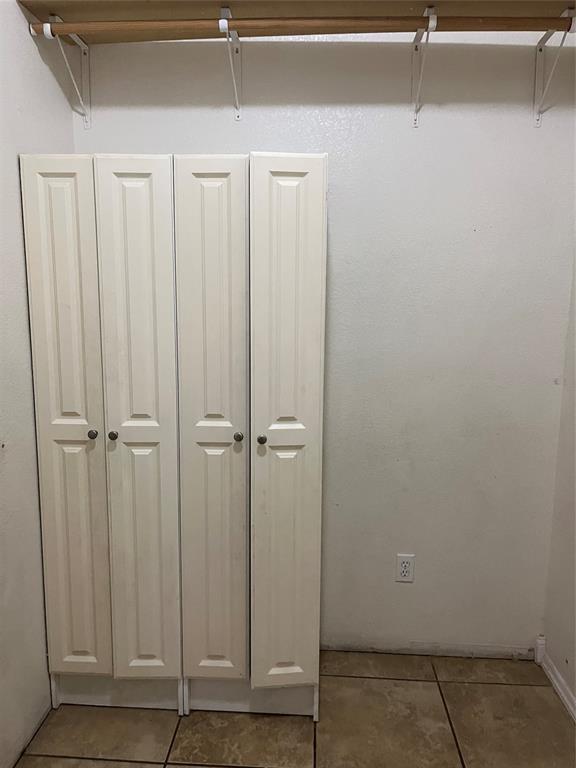 8712 Rainy Lake Drive Fort Worth, TX 76244 - Photo 11 of 13 Utility Room/Laundry Room