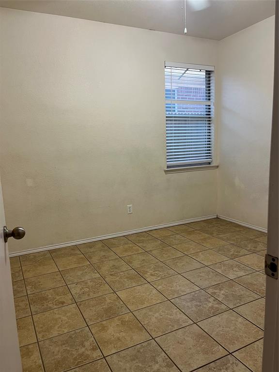 8712 Rainy Lake Drive Fort Worth, TX 76244 - Photo 7 of 13 Bedroom#2