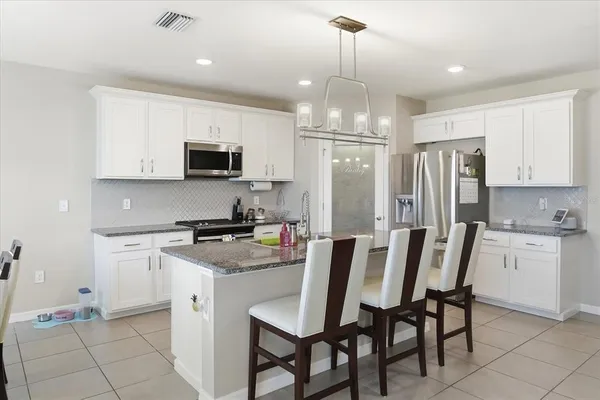 $400,000 | 8201 Bilston Village Lane, Gibsonton, FL 33534