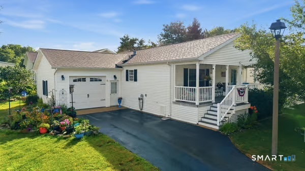 11 Cliff Road Ledyard, CT 06339 - Photo 7 of 36 Gallery Image 7