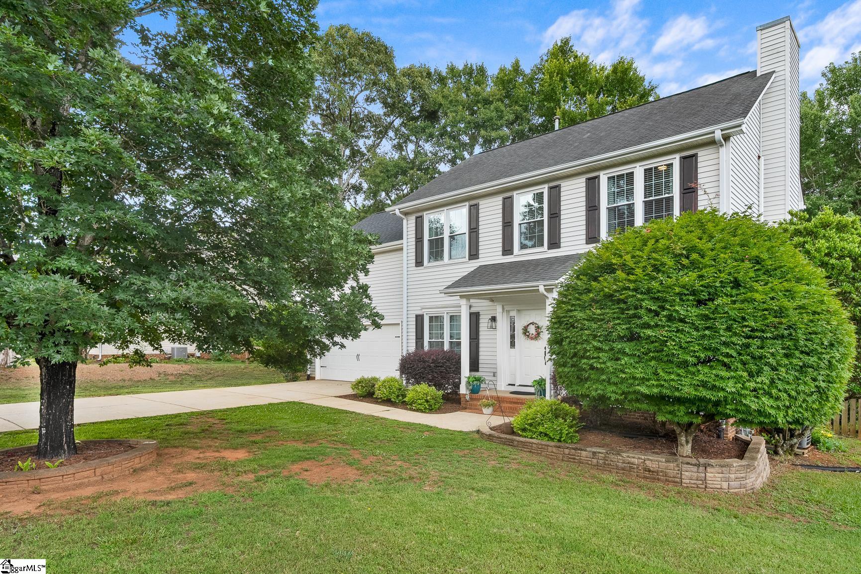 9 Summer Hill Road Simpsonville, SC 29681 - Photo 1 of 34