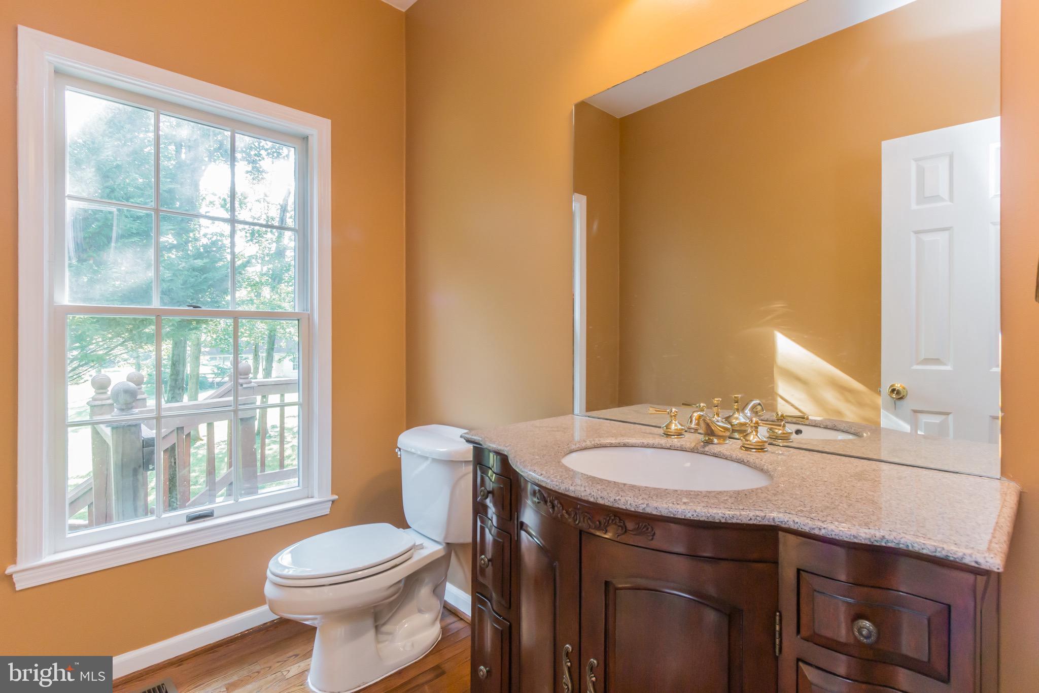 5901 Colchester Road Fairfax, VA 22030 - Photo 14 of 30
