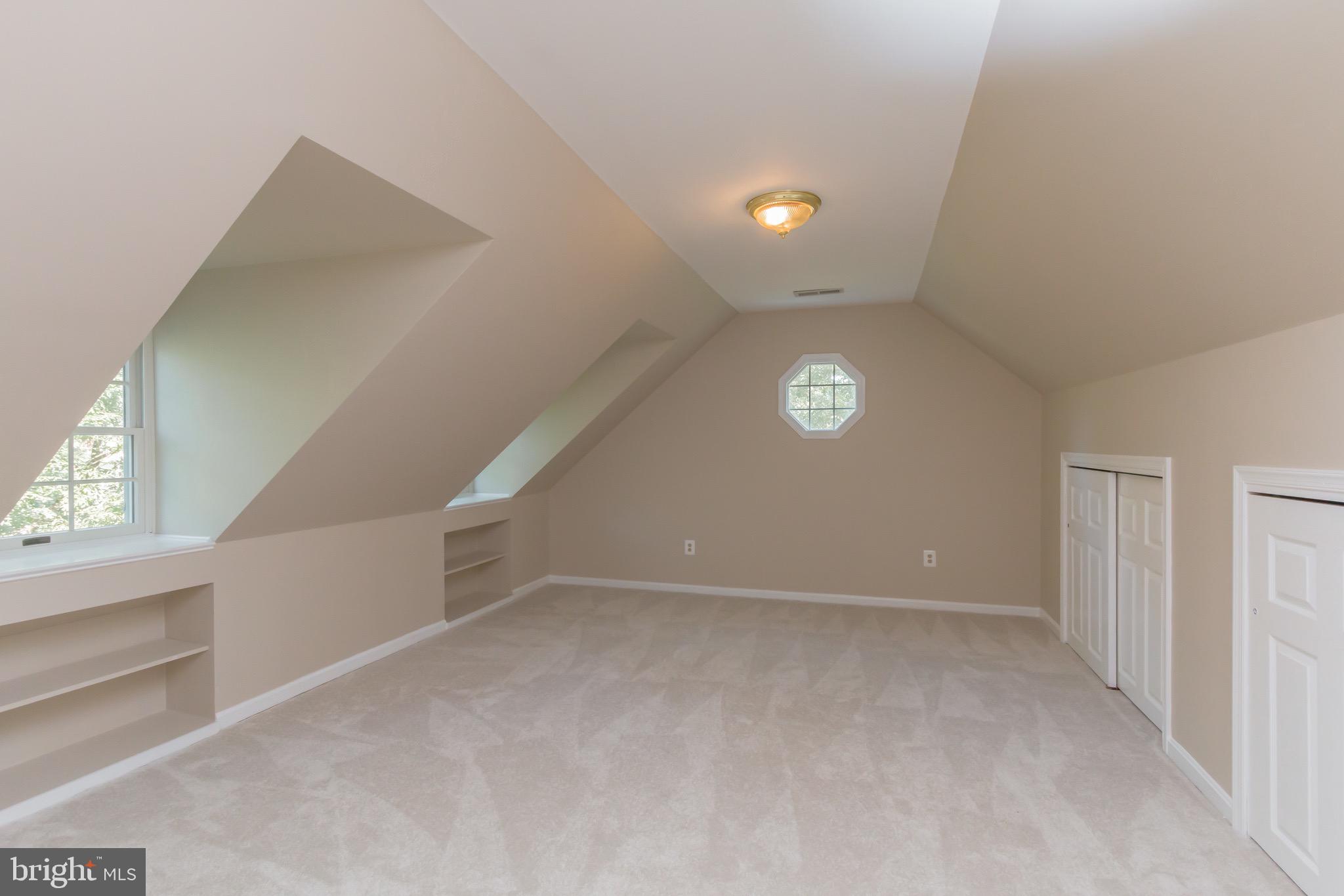 5901 Colchester Road Fairfax, VA 22030 - Photo 17 of 30