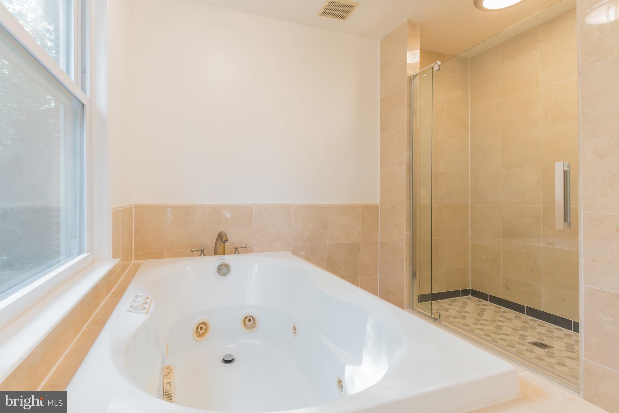 5901 Colchester Road Fairfax, VA 22030 - Photo 21 of 30