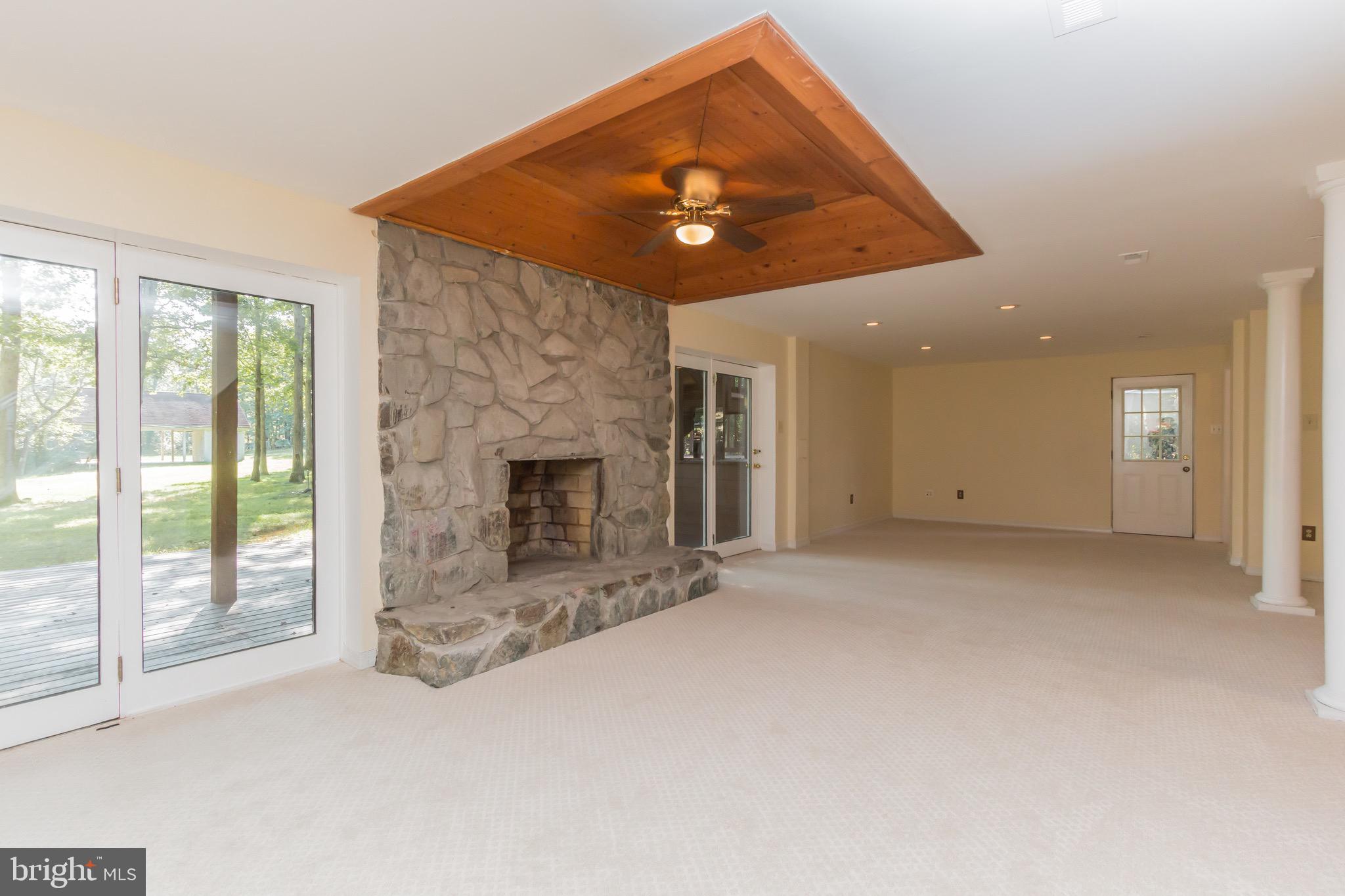 5901 Colchester Road Fairfax, VA 22030 - Photo 25 of 30