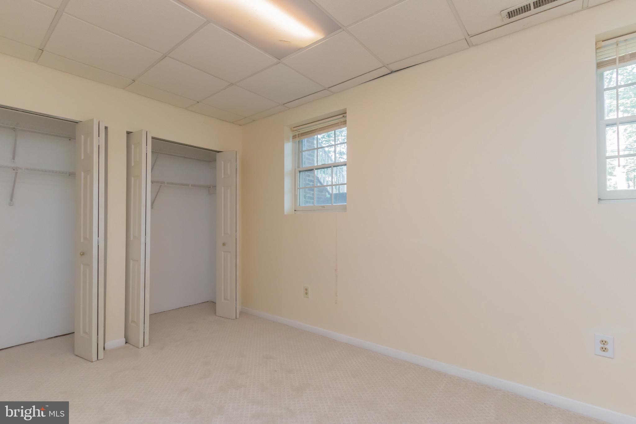 5901 Colchester Road Fairfax, VA 22030 - Photo 27 of 30