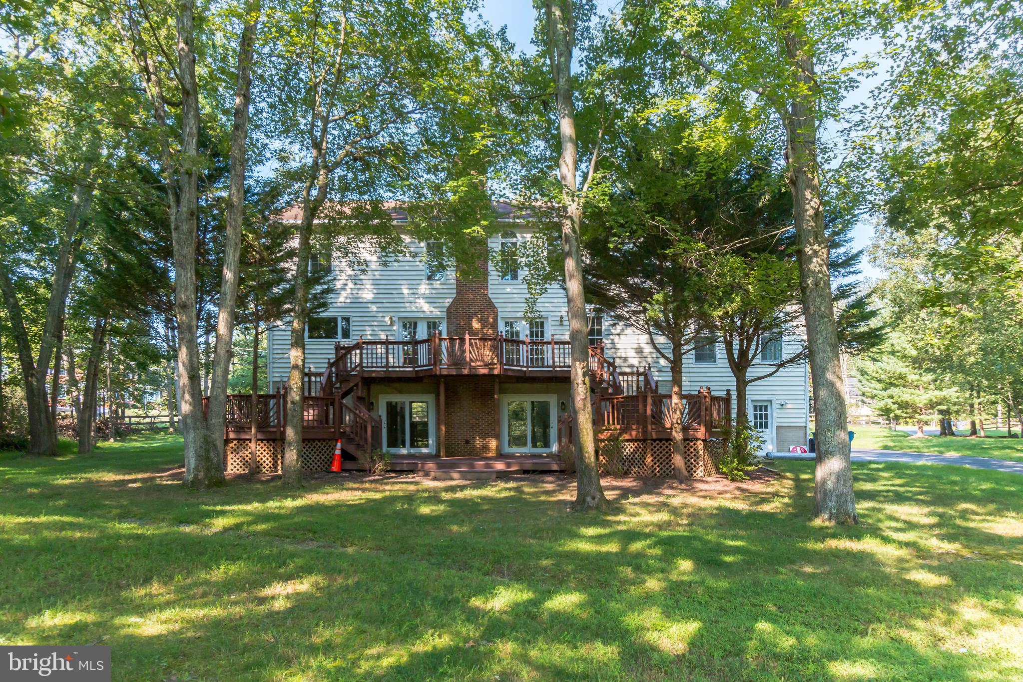 5901 Colchester Road Fairfax, VA 22030 - Photo 29 of 30