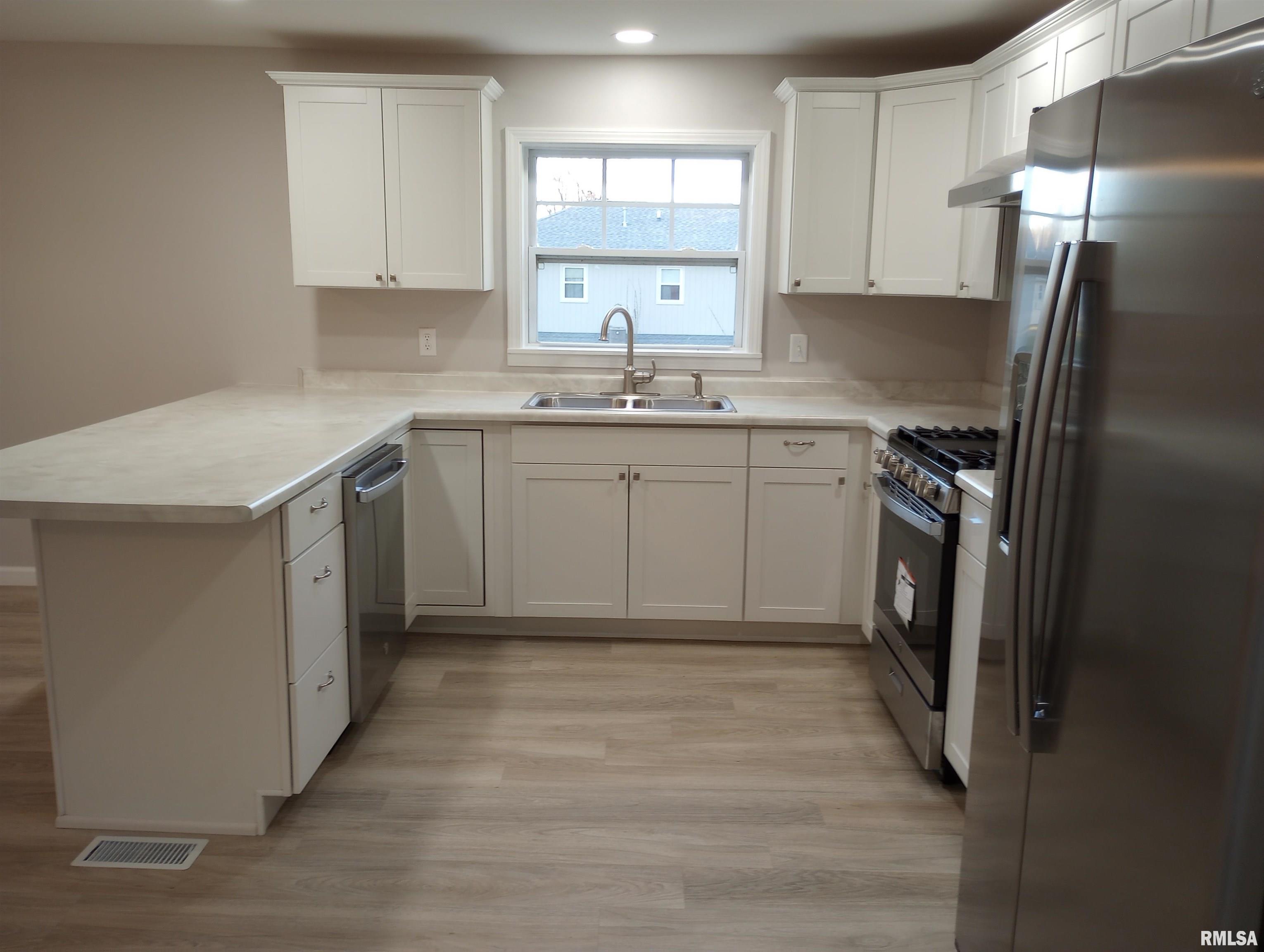 510 Fiddler Ridge Road Murphysboro, IL 62966 - Photo 12 of 22
